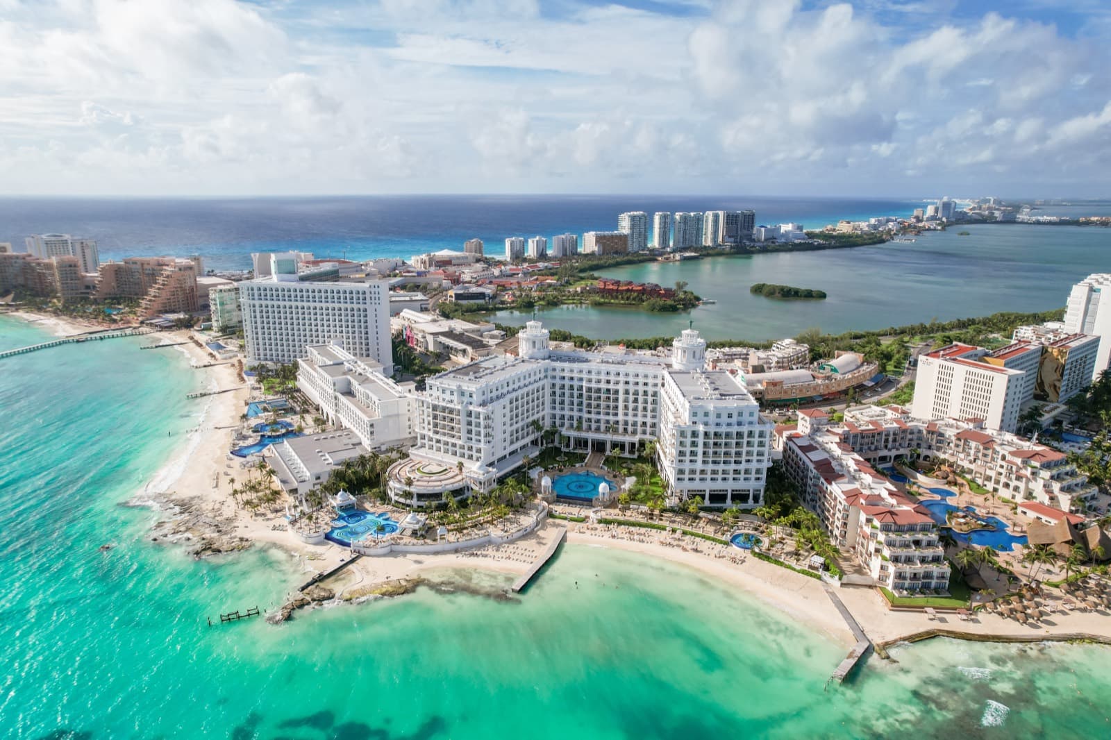 Cancún airport to Generations Riviera Maya transfer — Cancún airport transfers